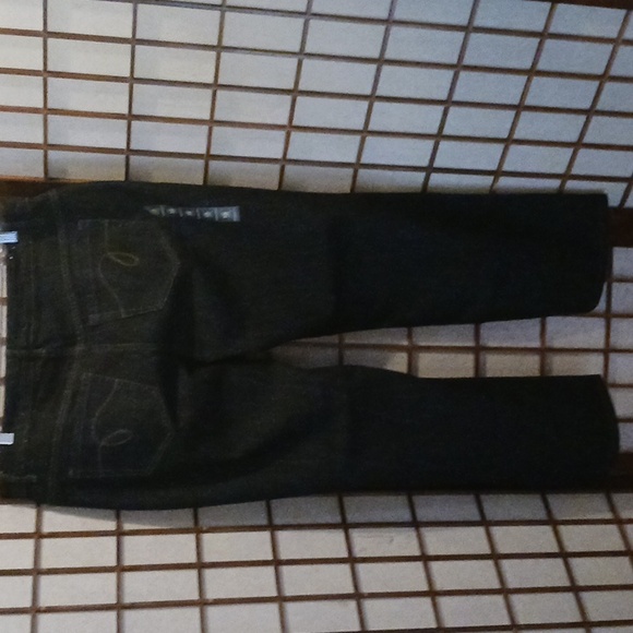 Avenue Denim Jeans - Picture 7 of 8